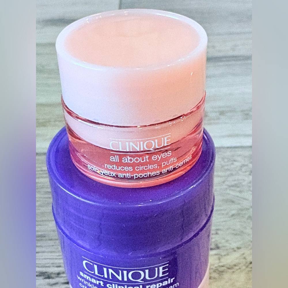 Clinique All About Eyes - smart clinical repair - moisture surge mascara sample - Picture 2 of 10